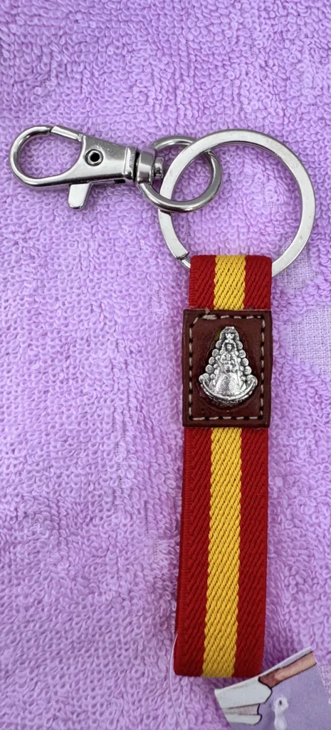 llavero virgen rocío