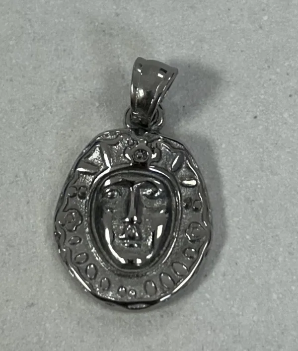 medalla rocío cabeza