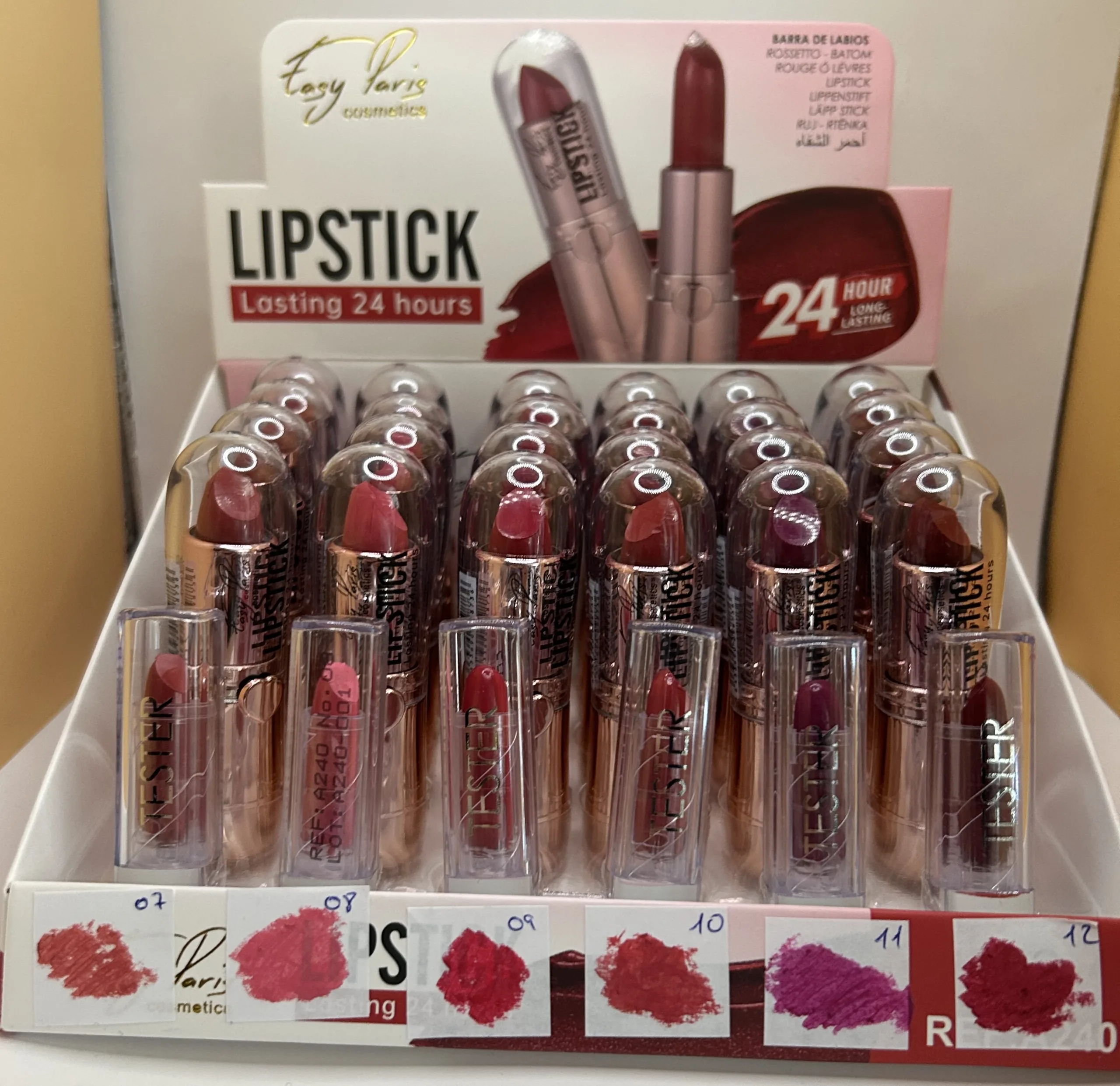 labial liostick lasting 24h.